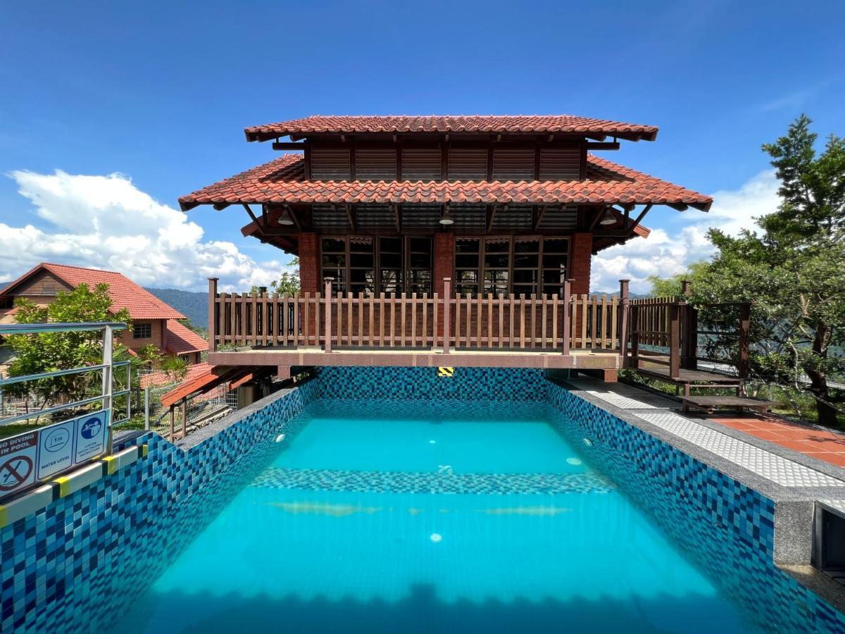 Red House The Garden Stay In Bukit Tinggi By Play Bentong Esterno foto
